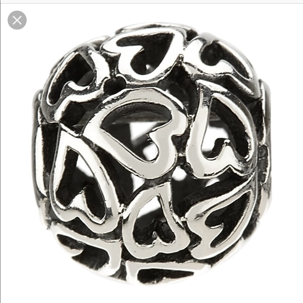 Chamilia Captured Hearts Charm!